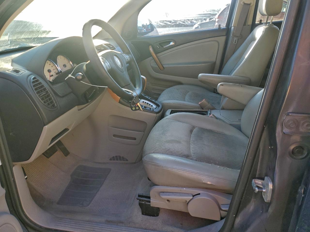 2007 SATURN VUE photo 19