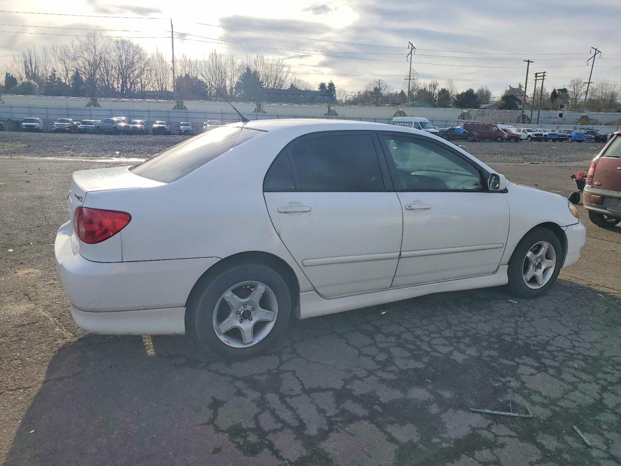 2005 TOYOTA COROLLA CE photo 3