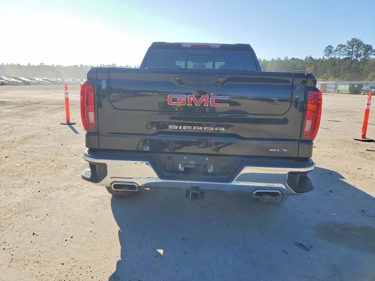 2022 GMC SIERRA LIMITED K1500 SLT photo 6