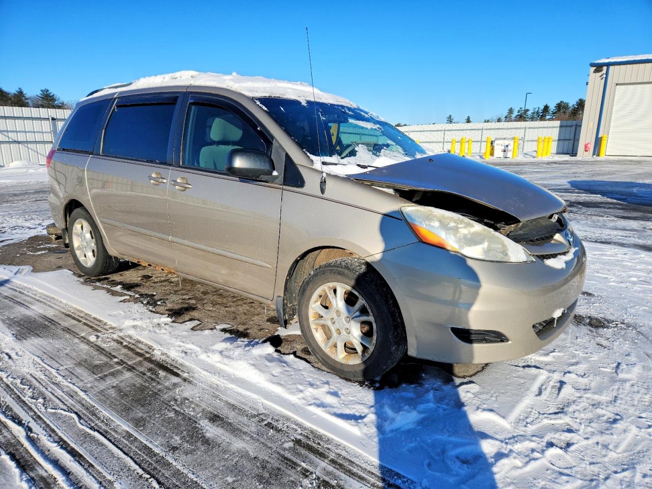 2006 TOYOTA SIENNA CE photo 4