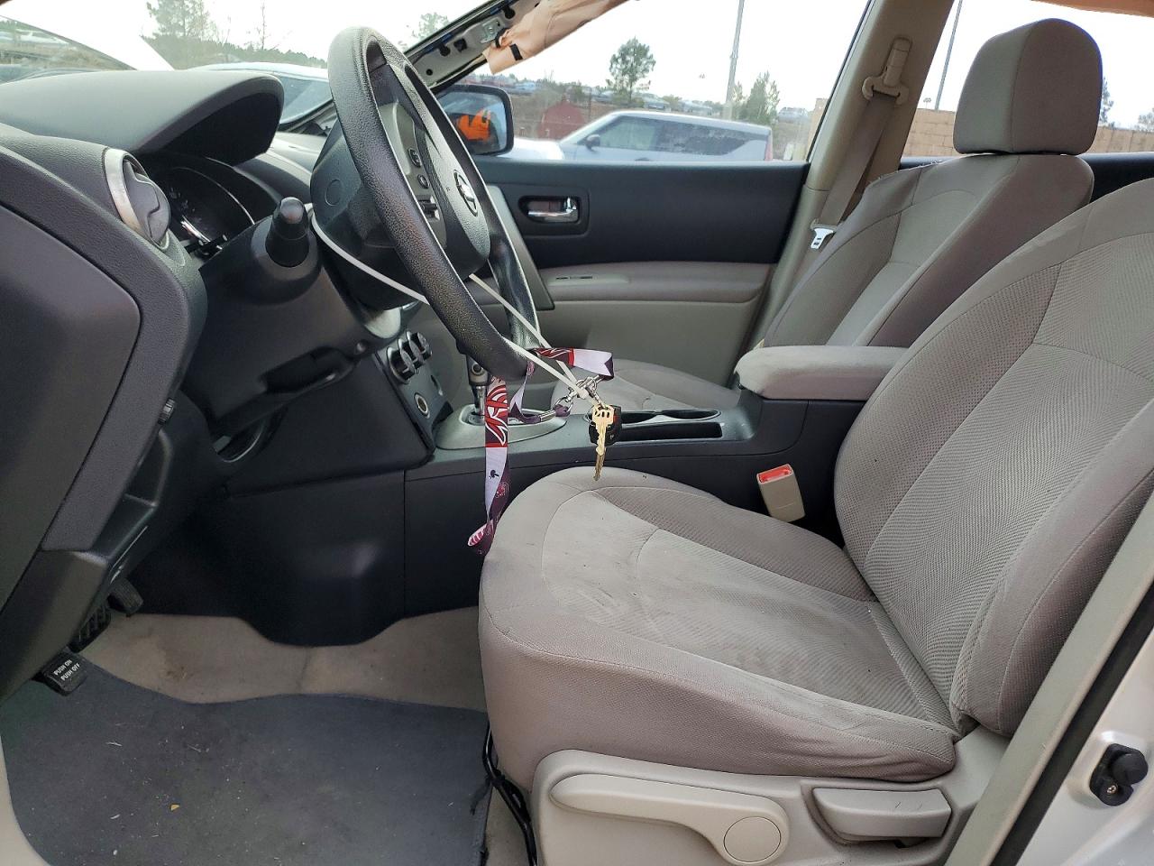 2011 NISSAN ROGUE S photo 13