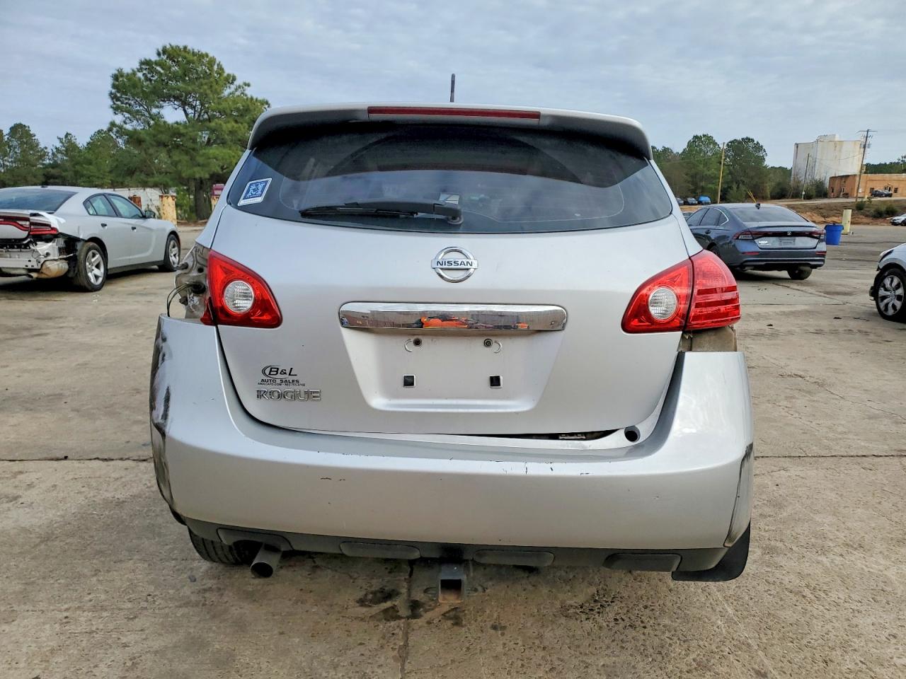 2011 NISSAN ROGUE S photo 11