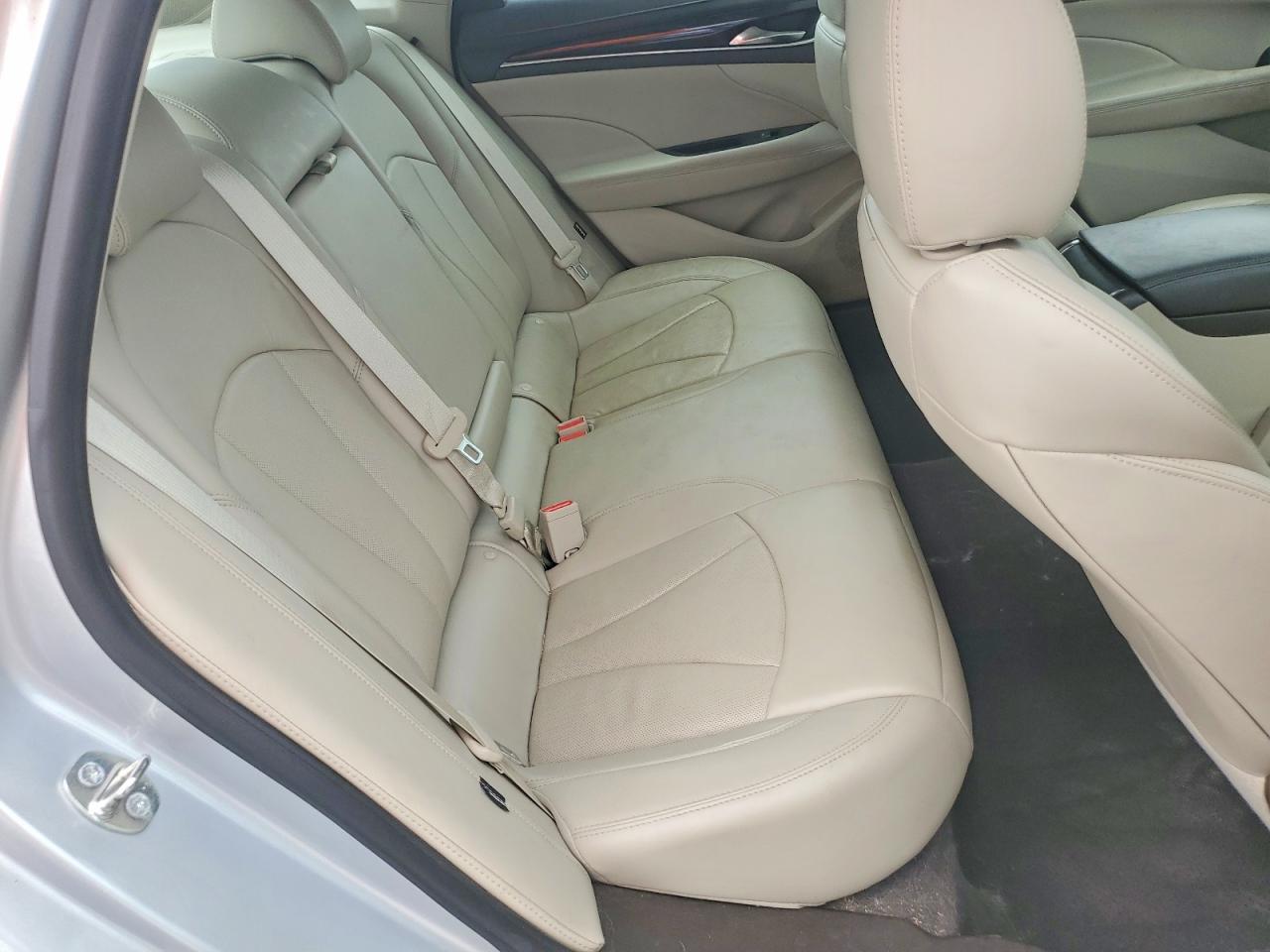 2017 BUICK LACROSSE ESSENCE photo 10