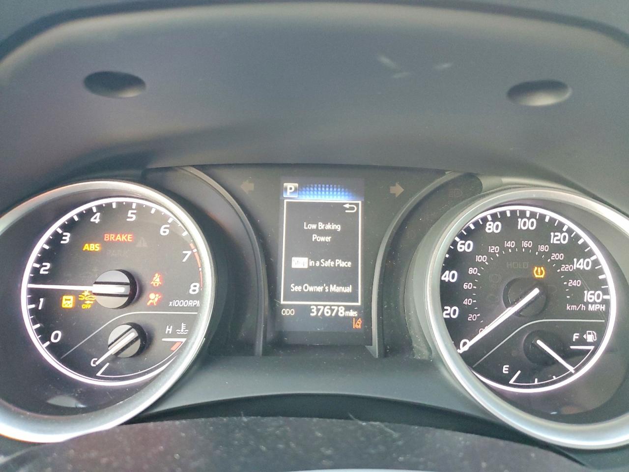 2022 TOYOTA CAMRY LE photo 25