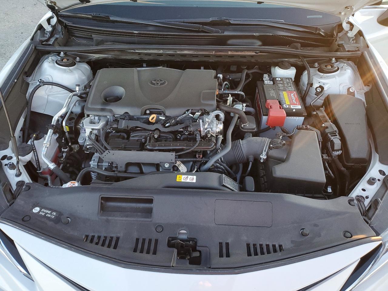 2022 TOYOTA CAMRY LE photo 31