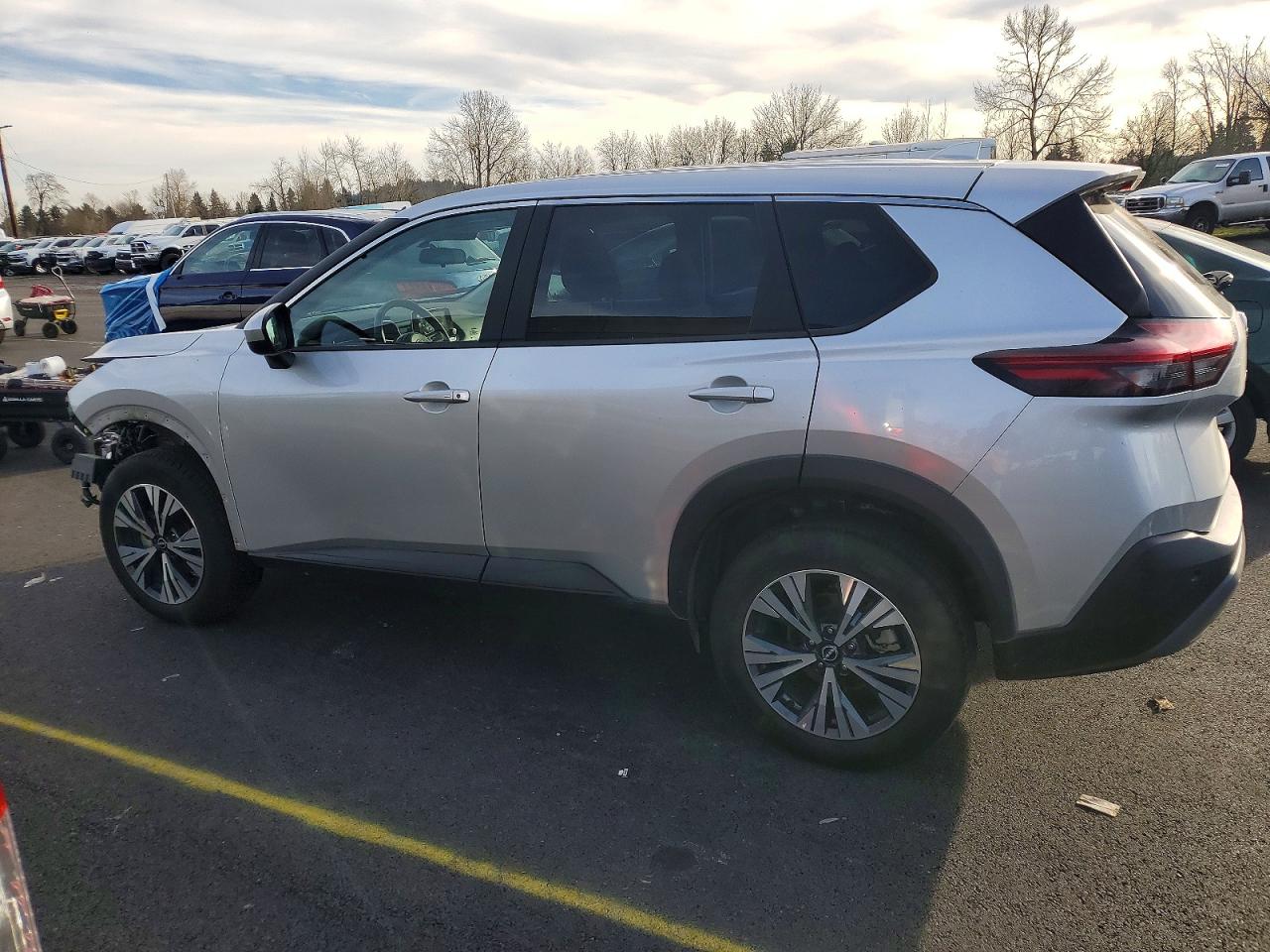 2023 NISSAN ROGUE SV photo 2