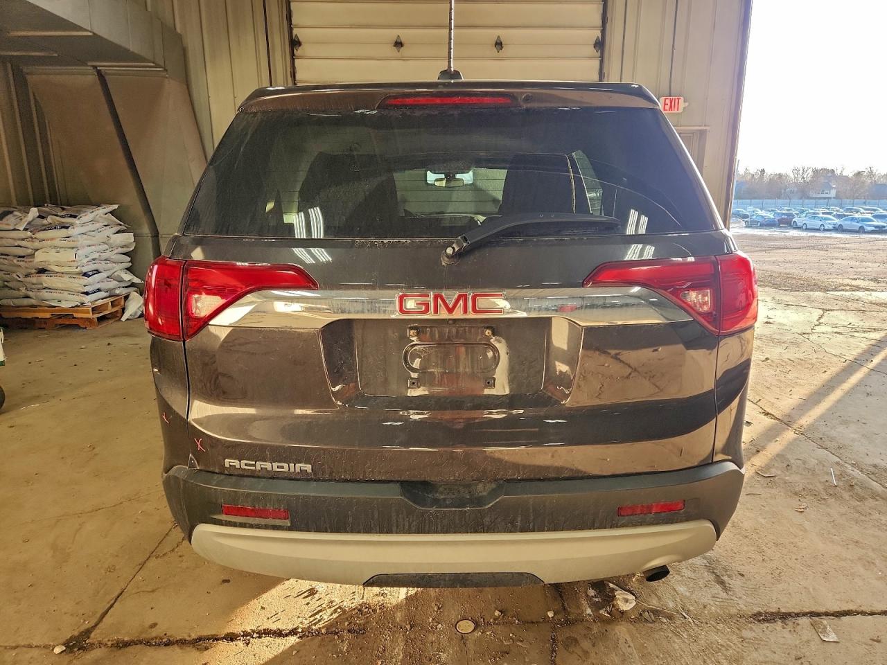 2017 GMC ACADIA SLE photo 6