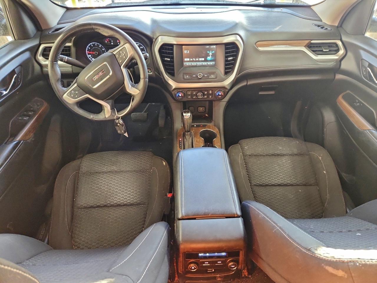 2017 GMC ACADIA SLE photo 8