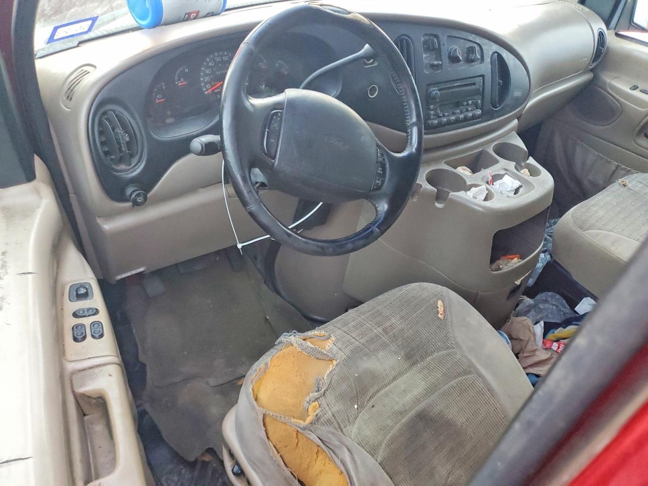 2001 FORD ECONOLINE E150 WAGON photo 8