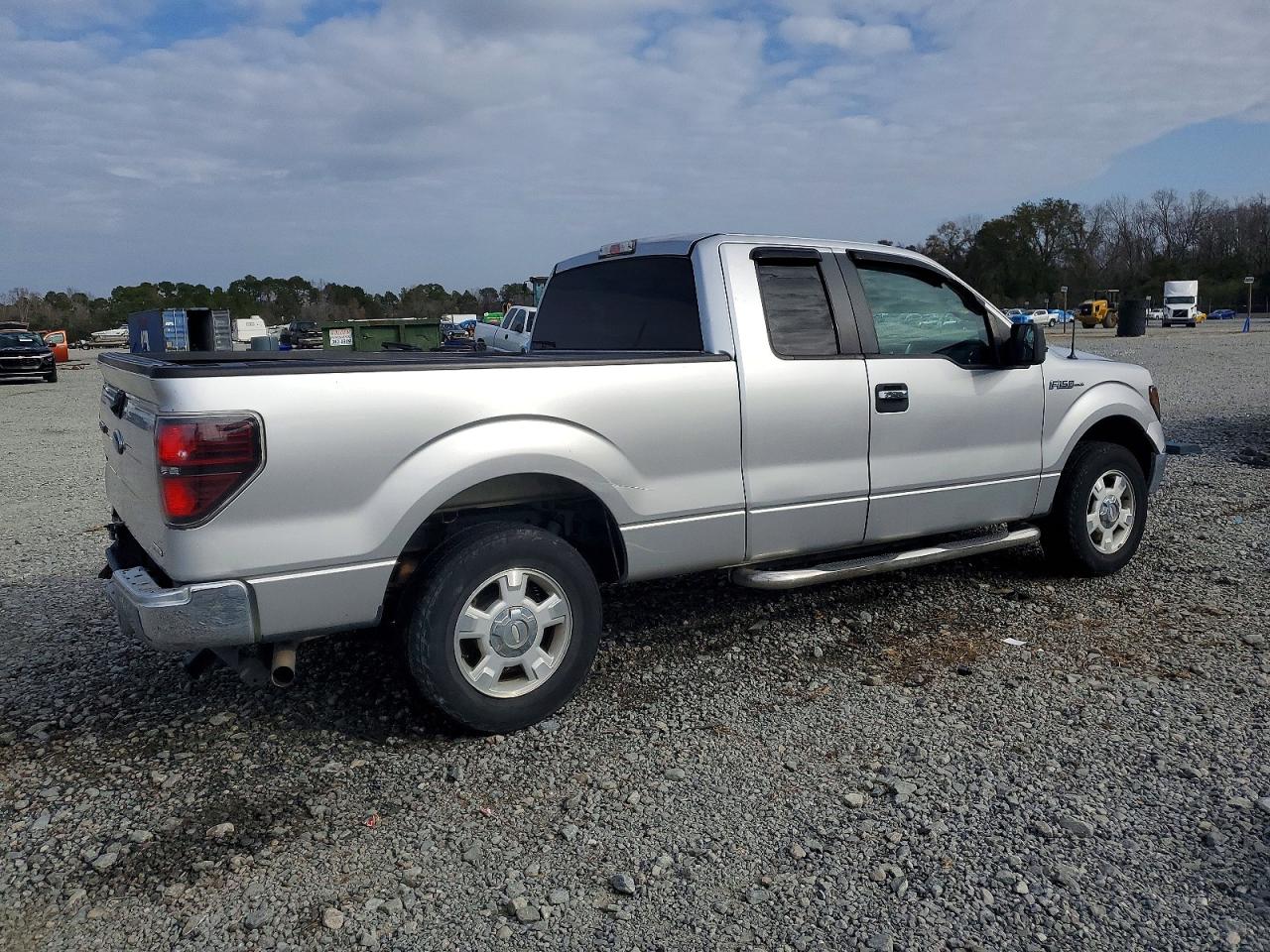 2011 FORD F150 SUPER CAB photo 3