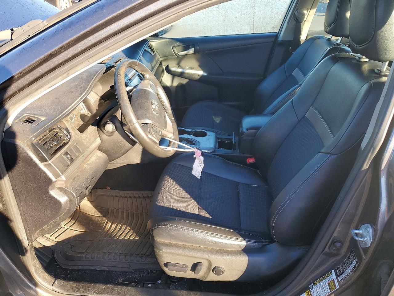 2013 TOYOTA CAMRY L photo 7