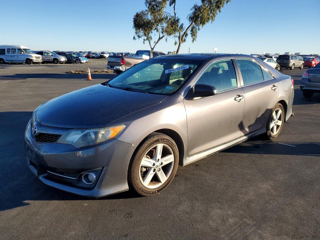 2013 TOYOTA CAMRY
