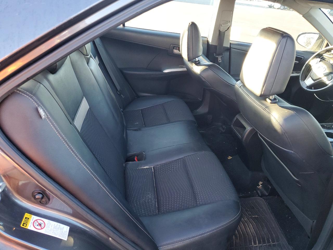 2013 TOYOTA CAMRY L photo 10