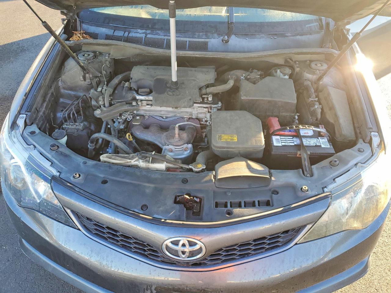 2013 TOYOTA CAMRY L photo 11