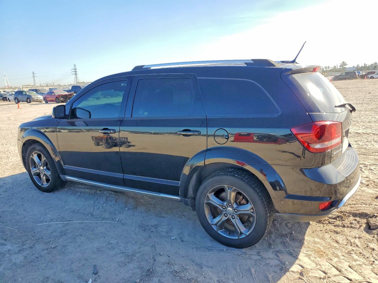 2017 DODGE JOURNEY CROSSROAD photo 2