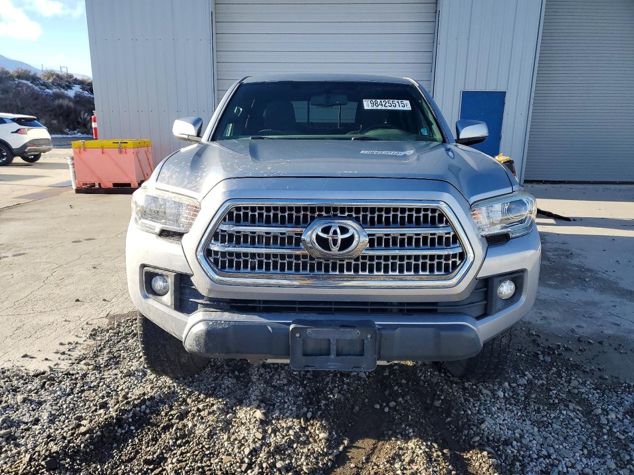 2017 TOYOTA TACOMA DOUBLE CAB photo 5