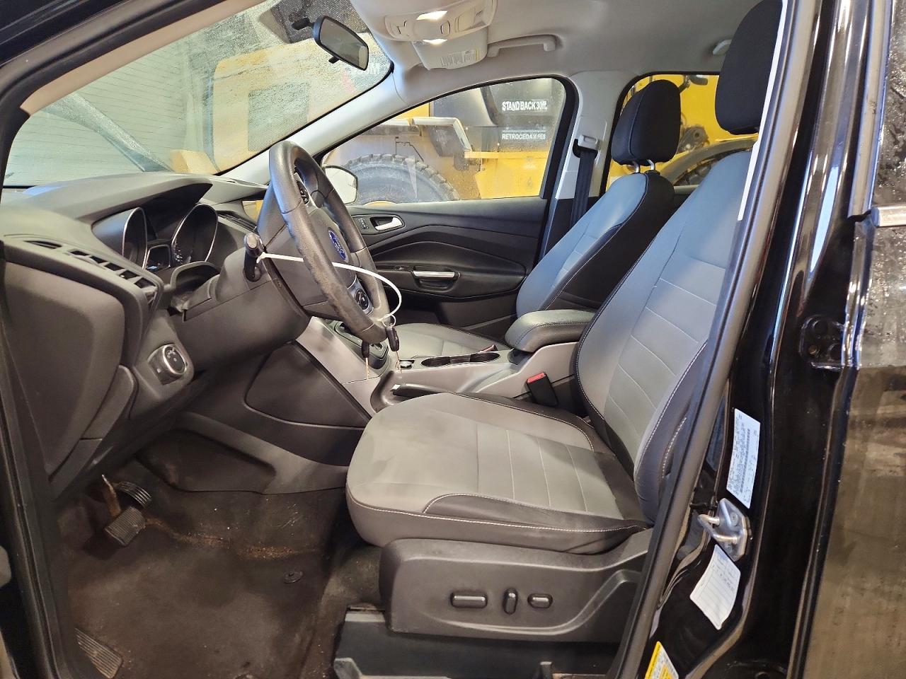 2016 FORD ESCAPE SE photo 7