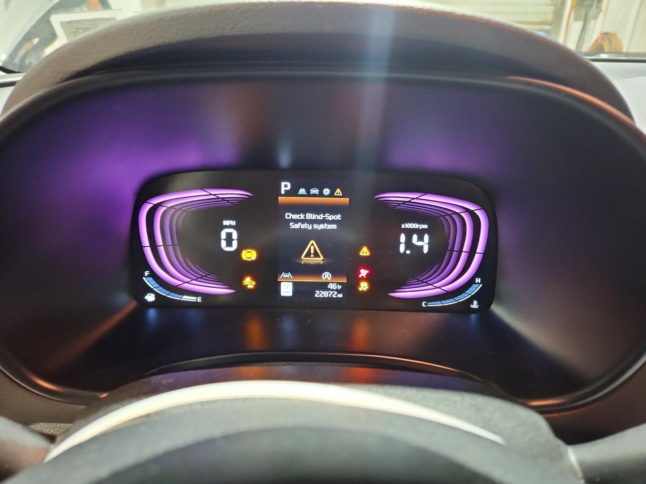 2025 KIA SOUL LX photo 9