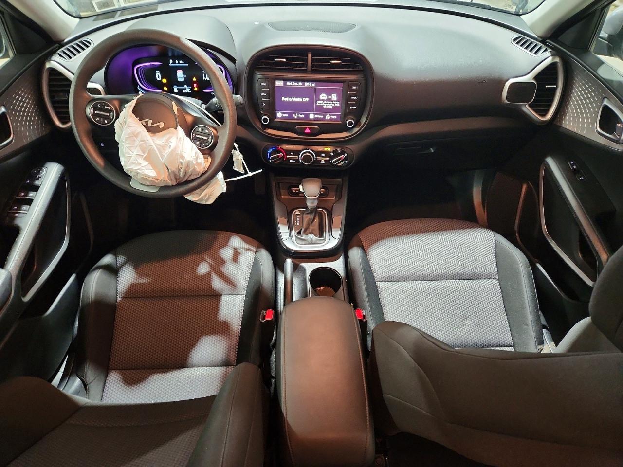 2025 KIA SOUL LX photo 8