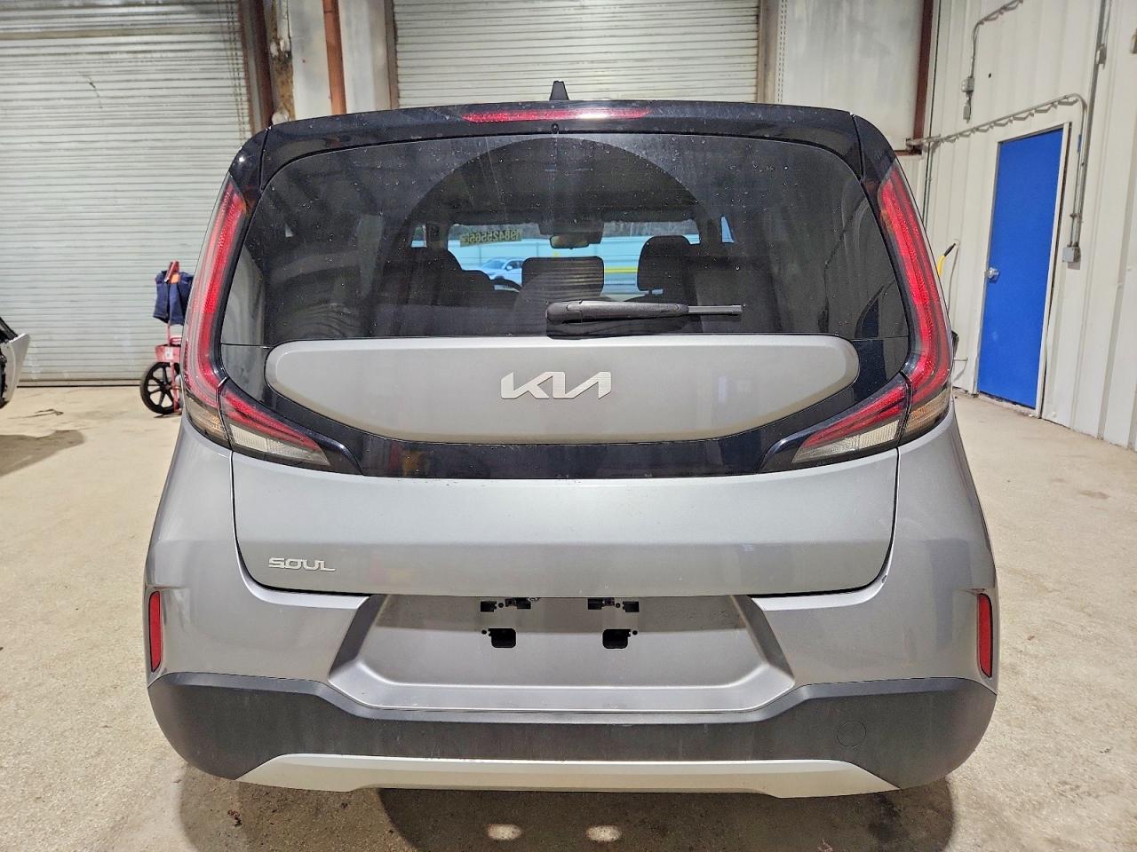 2025 KIA SOUL LX photo 6