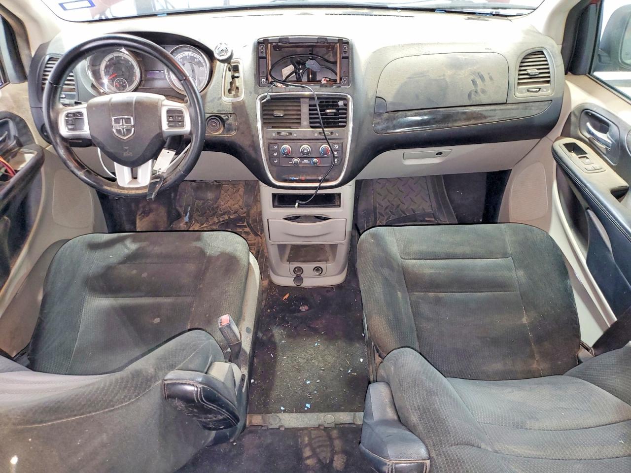 2015 DODGE GRAND CARAVAN SE photo 8
