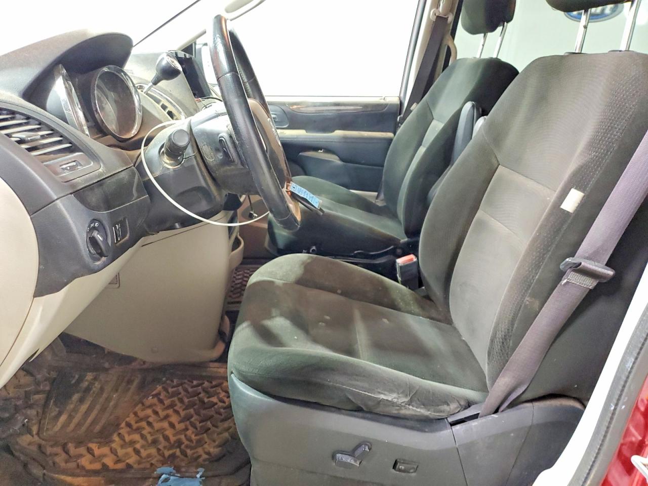 2015 DODGE GRAND CARAVAN SE photo 7