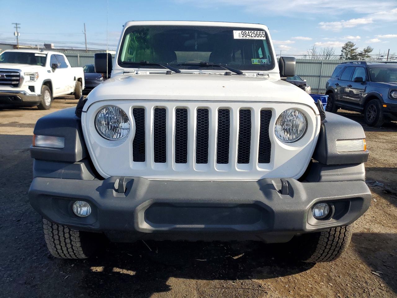 2018 JEEP WRANGLER UNLIMITED SPORT photo 5