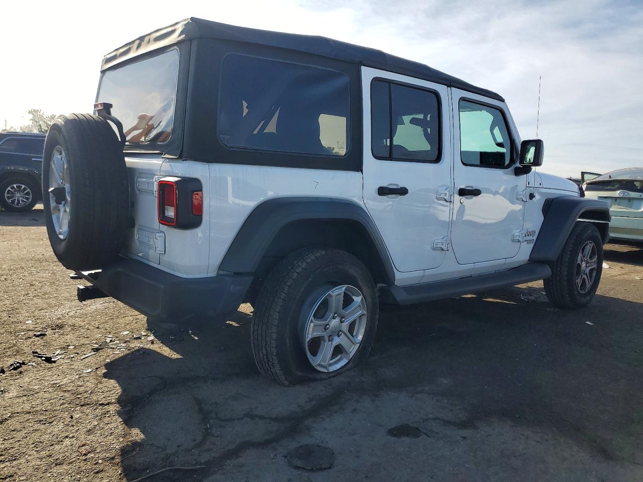 2018 JEEP WRANGLER UNLIMITED SPORT photo 3