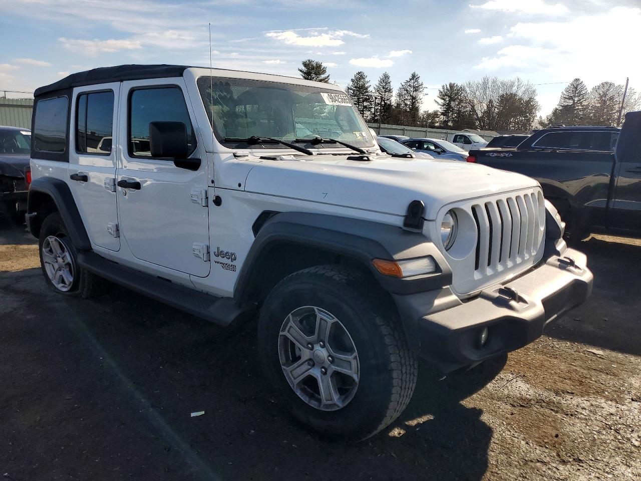 2018 JEEP WRANGLER UNLIMITED SPORT photo 4