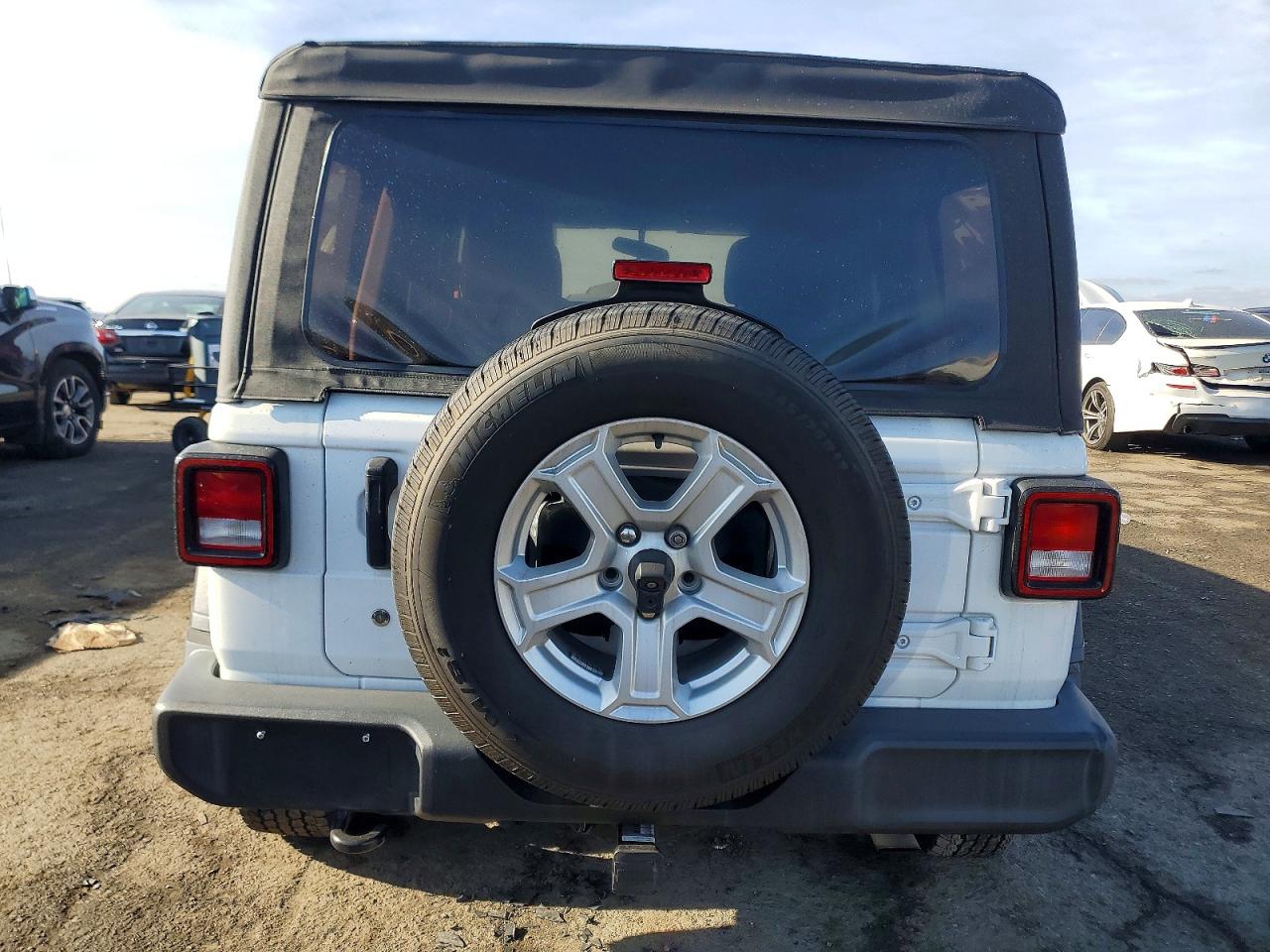 2018 JEEP WRANGLER UNLIMITED SPORT photo 6