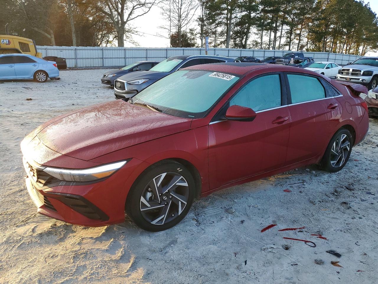 2024 HYUNDAI ELANTRA