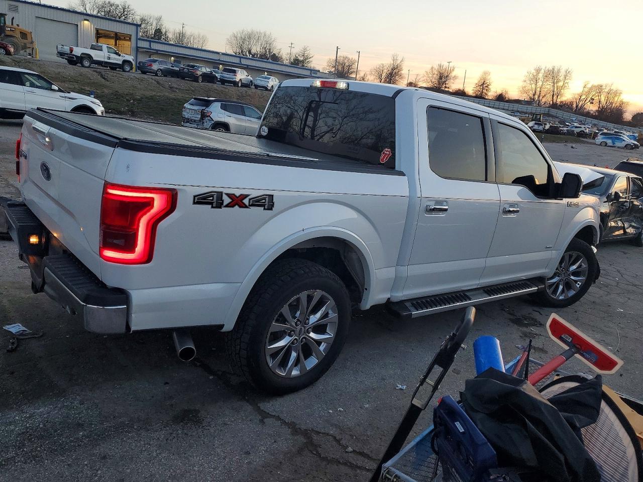 2017 FORD F150 SUPERCREW photo 3