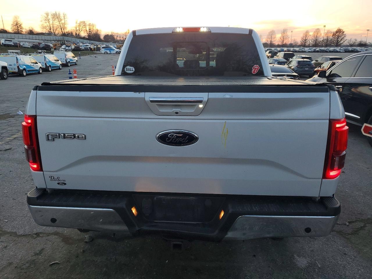 2017 FORD F150 SUPERCREW photo 6