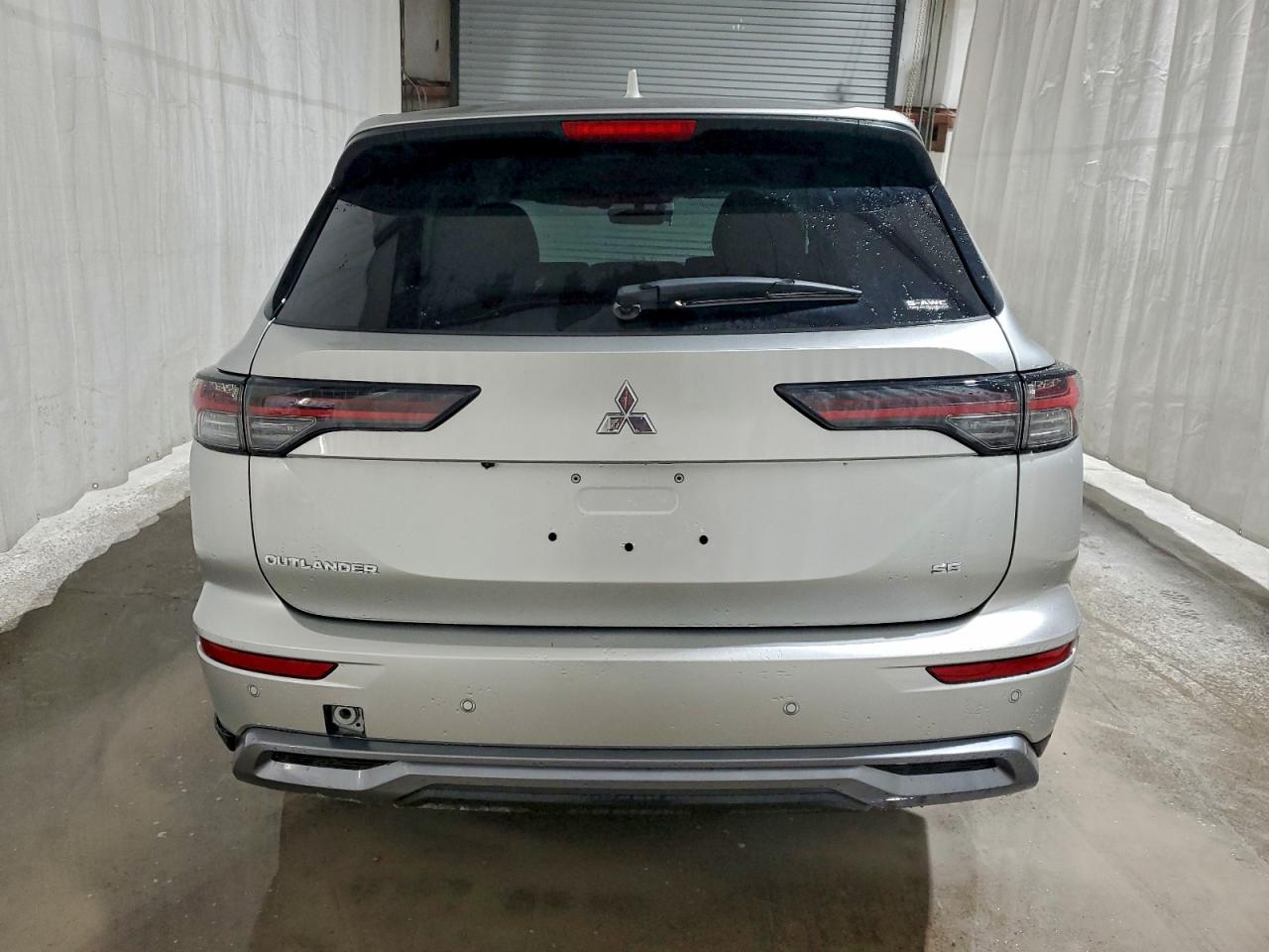 2025 MITSUBISHI OUTLANDER SE photo 6
