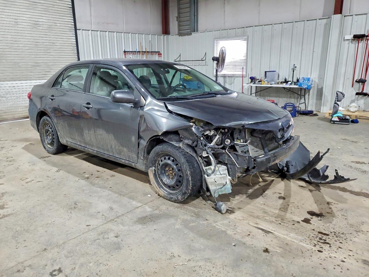 2012 TOYOTA COROLLA BASE photo 4