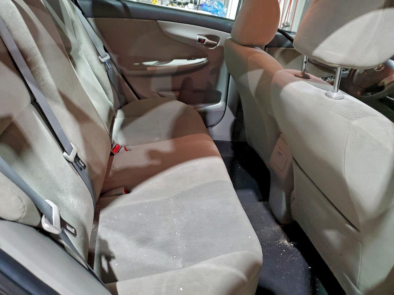 2012 TOYOTA COROLLA BASE photo 10