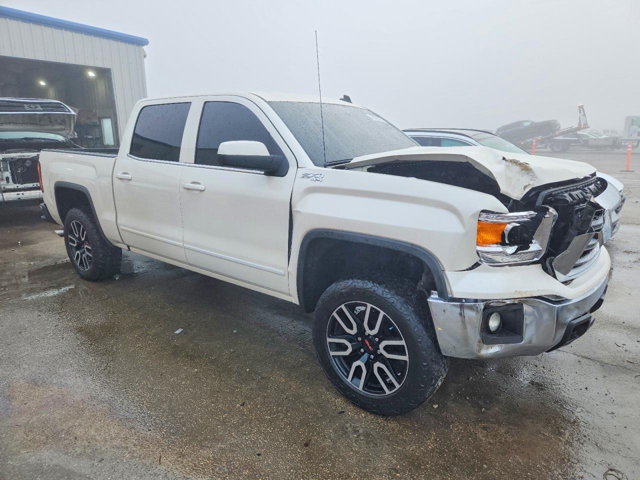 2014 GMC SIERRA K1500 SLE photo 4