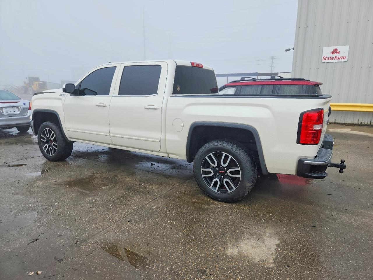 2014 GMC SIERRA K1500 SLE photo 2