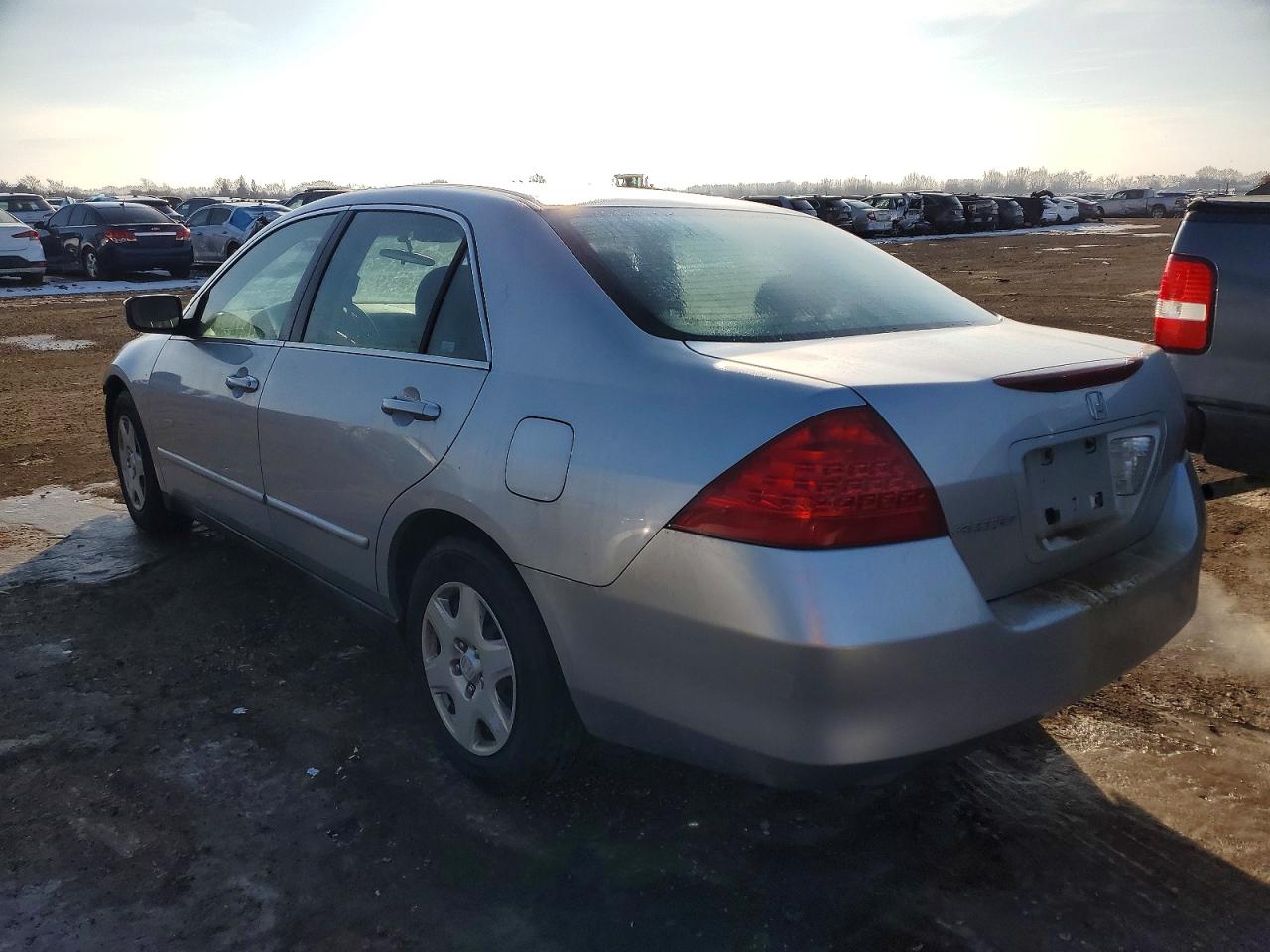 2006 HONDA ACCORD LX photo 3