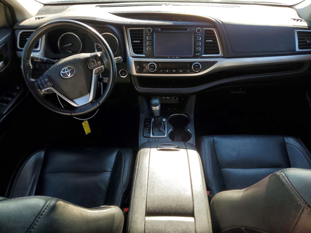 2018 TOYOTA HIGHLANDER SE photo 29