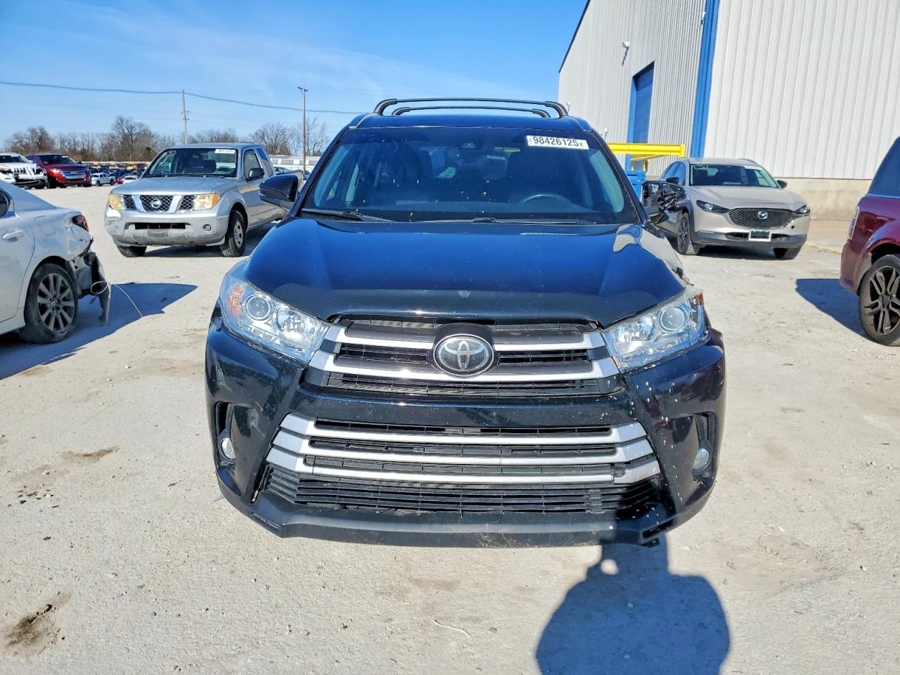 2018 TOYOTA HIGHLANDER SE photo 17