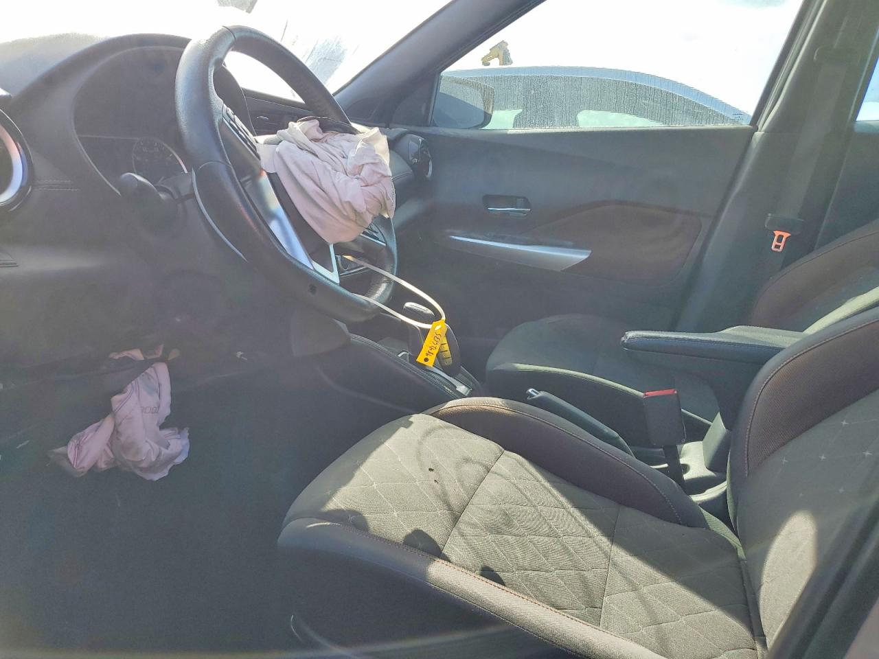 2019 NISSAN KICKS S photo 7