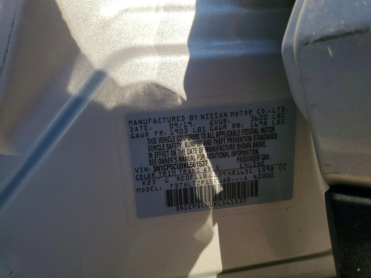 2019 NISSAN KICKS S photo 13
