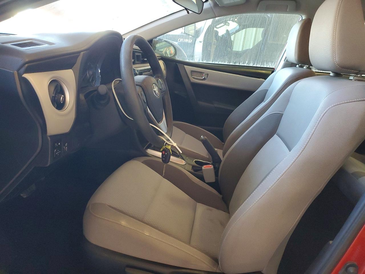 2018 TOYOTA COROLLA L photo 7