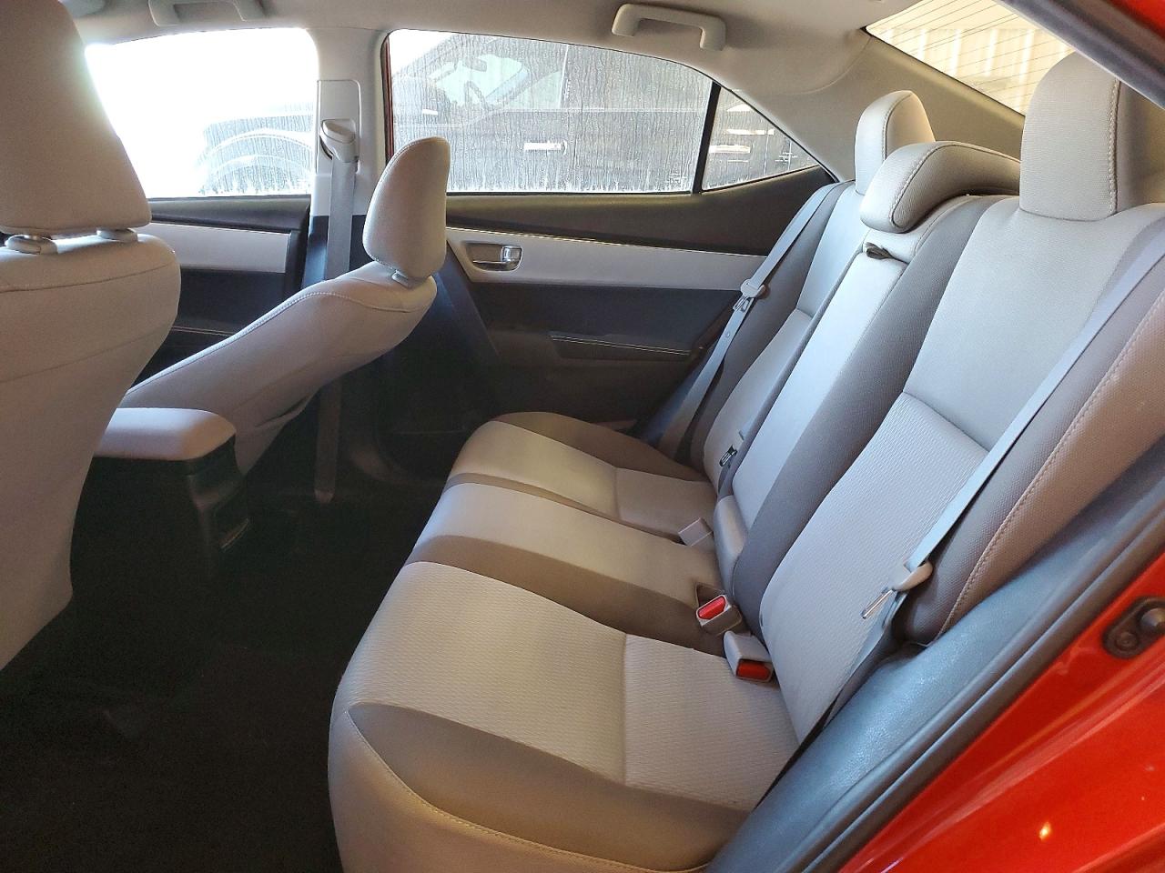 2018 TOYOTA COROLLA L photo 10