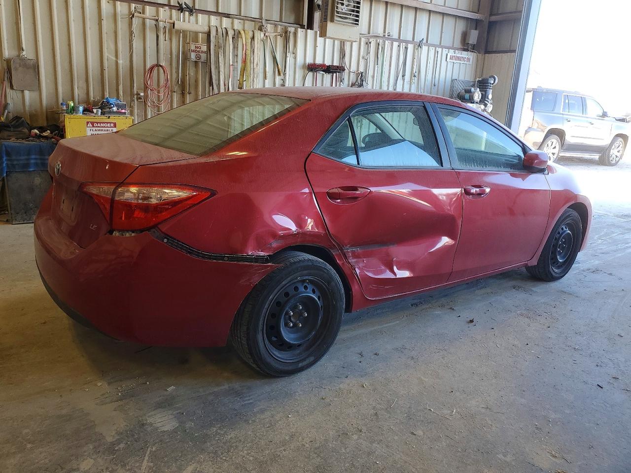 2018 TOYOTA COROLLA L photo 3