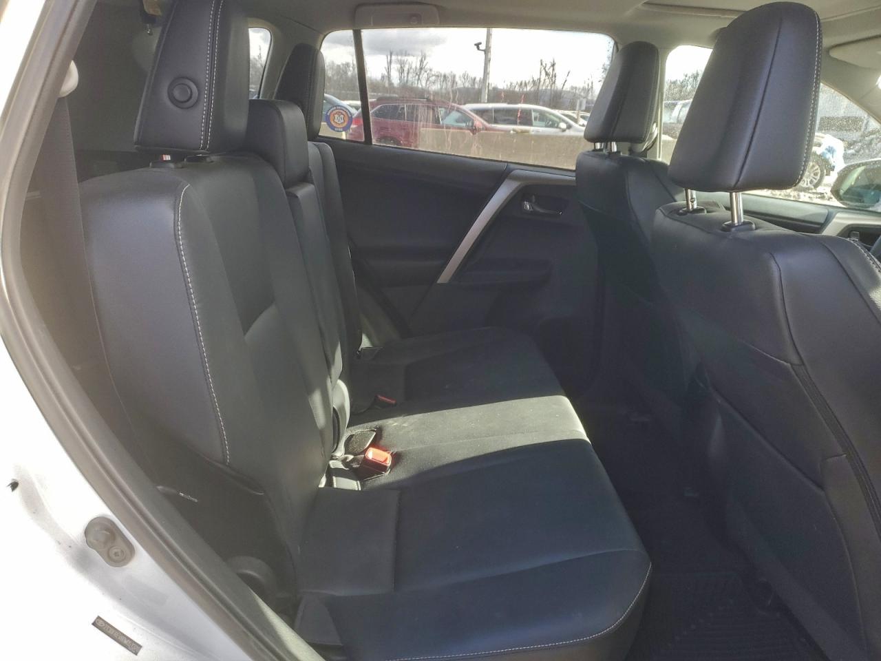 2013 TOYOTA RAV4 LIMITED photo 31