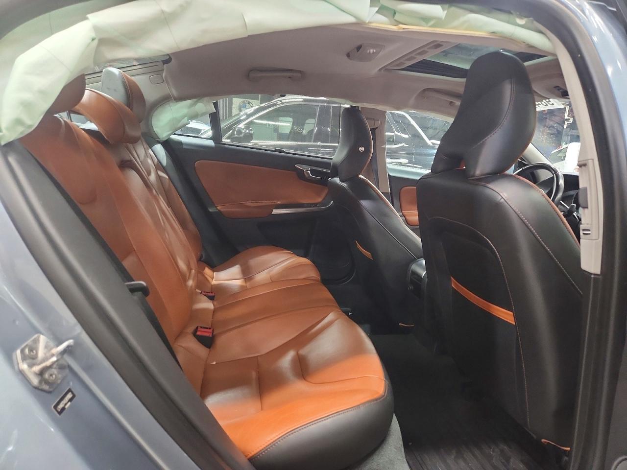 2018 VOLVO S60 INSCRIPTION photo 10