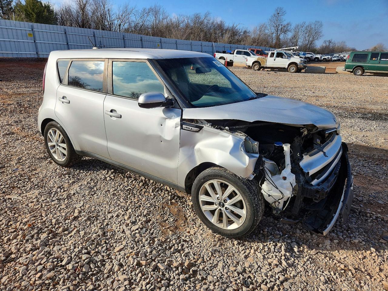 2017 KIA SOUL + photo 4
