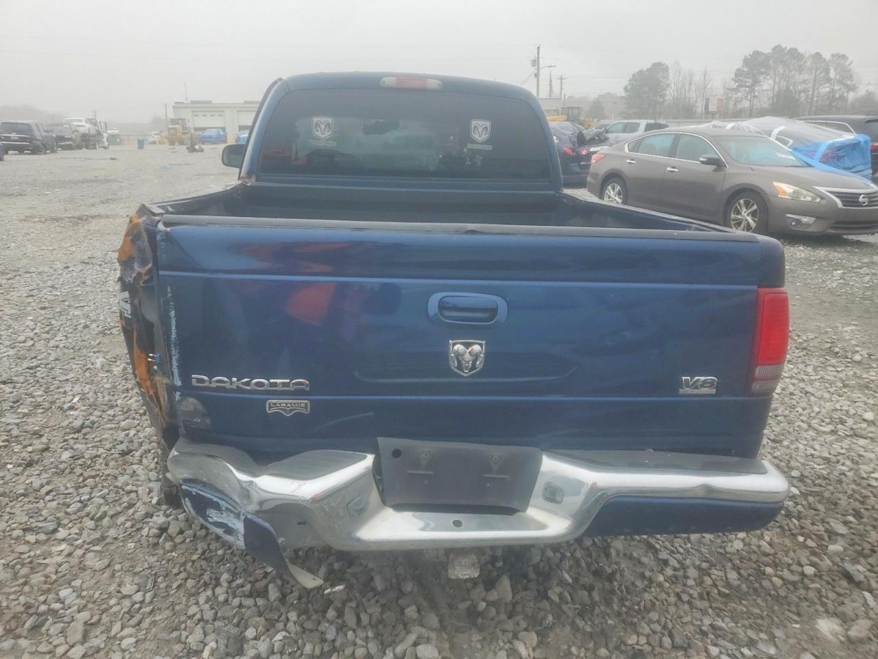 2004 DODGE DAKOTA QUAD SLT photo 6